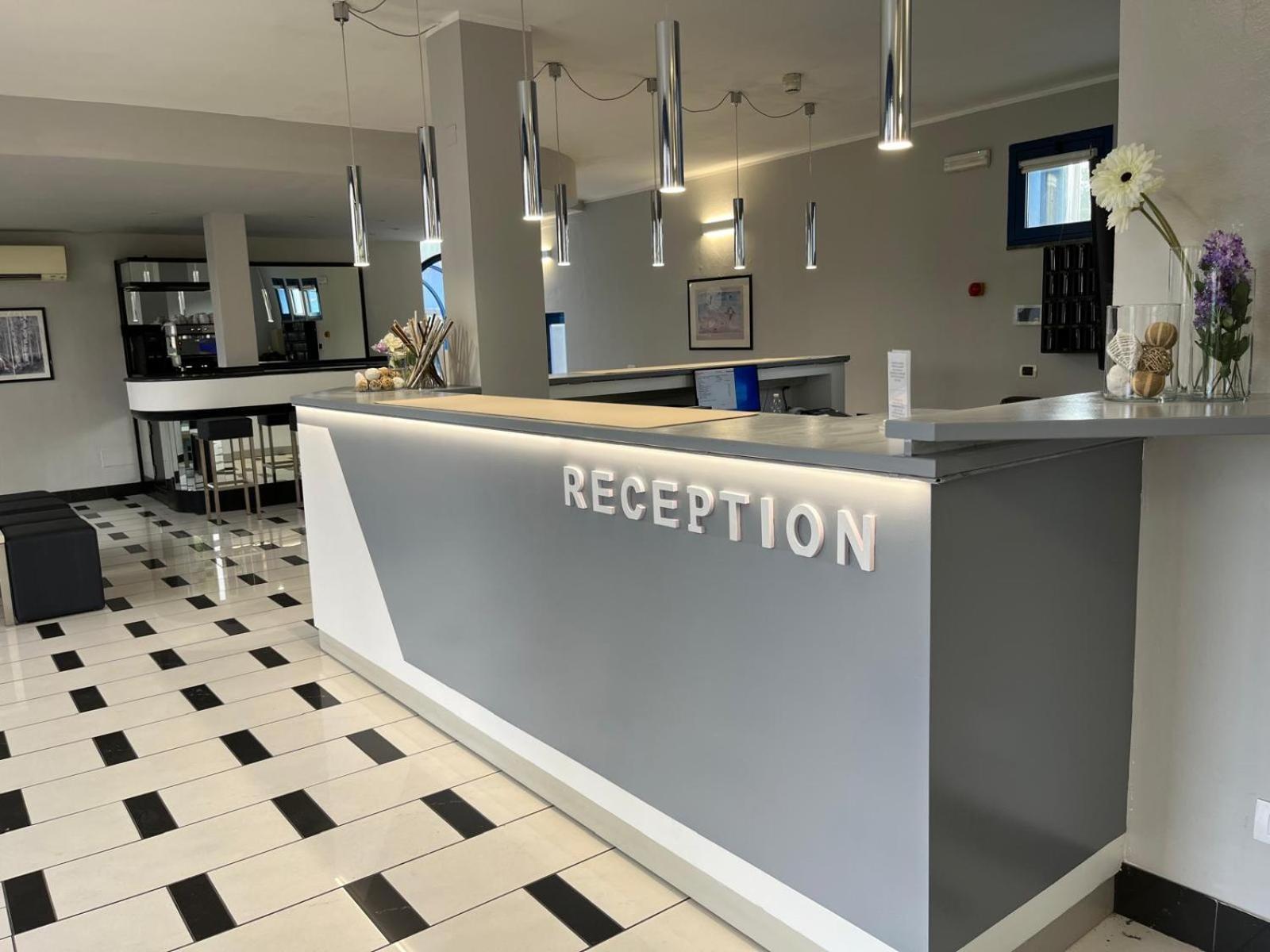 Park Hotel Residence Crema Exterior photo
